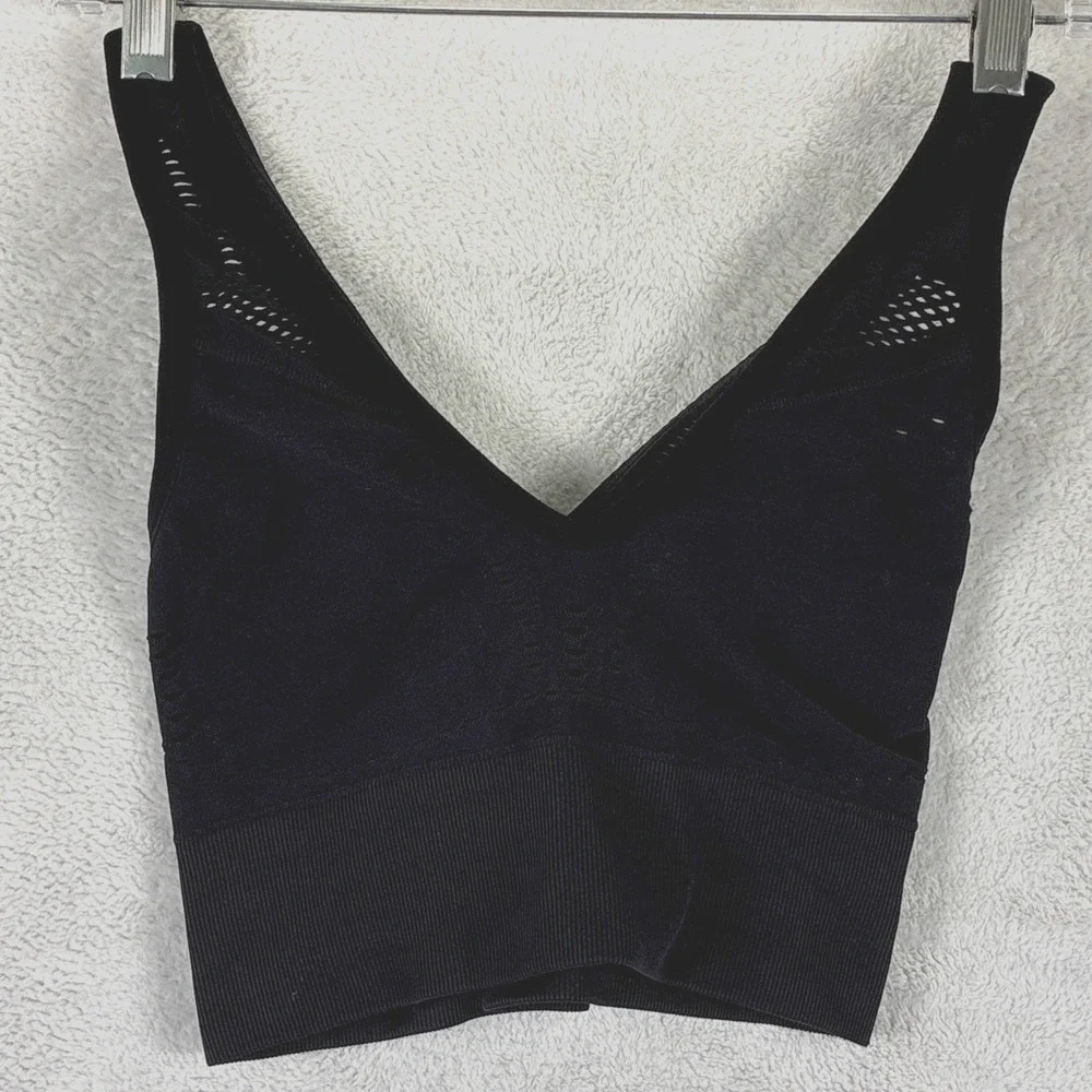 Alo Sports Bra Women S Black Seamless Mesh Cutout Preppy Baddie Yoga Gym Workout